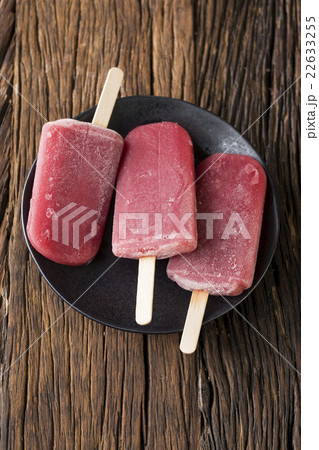 Three Homemade Raspberry and vanilla popsicles 22633255