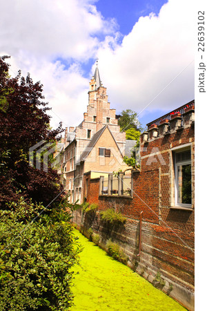 Canal and old houses in Mechelen, Belgium 22639102