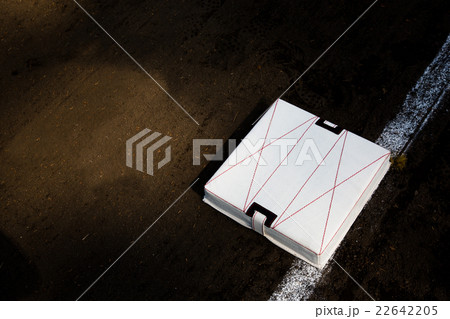 野球・一塁ベース 22642205