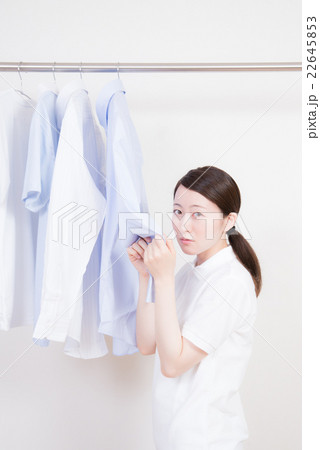 部屋干し　女性 22645853