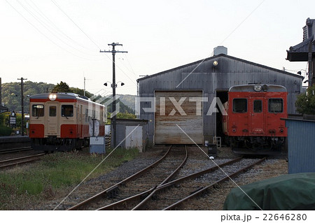 いすみ鉄道キハ形と国鉄キハ52の写真素材