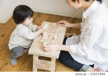 お母さんと子供 22657986