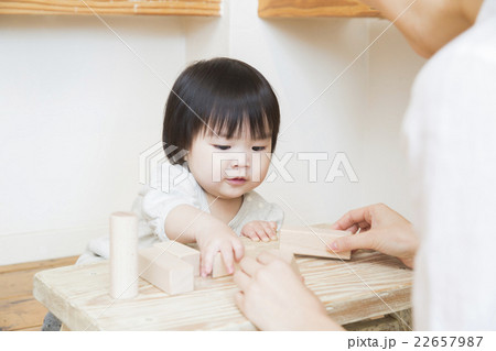 お母さんと子供 お母さんと子供 22657987