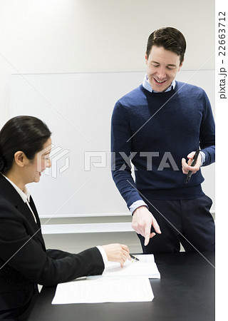 ビジネス英会話 22663712