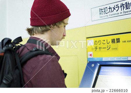 外国人バックパッカー 外国人バックパッカー 22666010