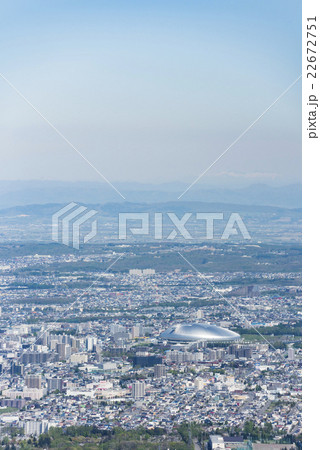 札幌もいわ山山頂からの眺め（札幌ドーム方向） 22672751