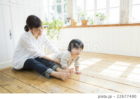 お母さんと子供 22677490