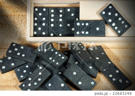 Vintage Pieces of Domino Game with Box Vintage Pieces of Domino Game with Box 22683248