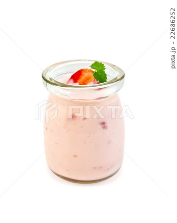 Yogurt with strawberries and mint Yogurt with strawberries and mint 22686252