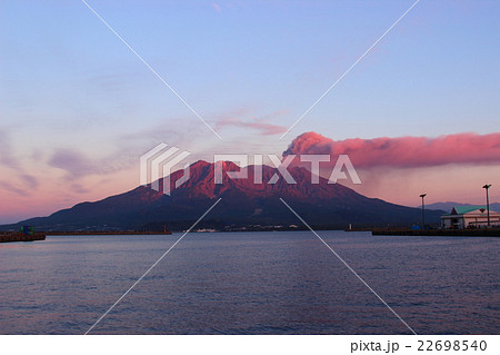 桜島の夕焼け 22698540