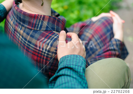 Pretty couple hugging 22702208