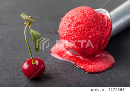 Ice cream cherry, raspberry, strawberry sorbet 22706634