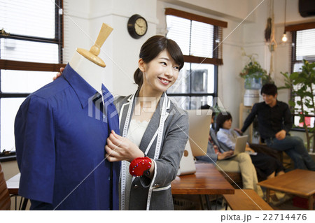 デザイナー デザイナー 22714476