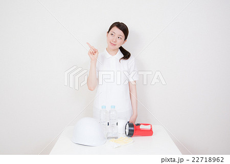 防災グッズ　女性 22718962