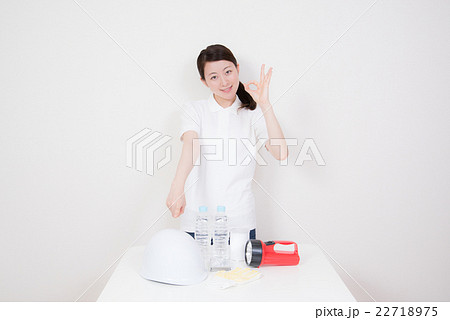 防災グッズ　女性 22718975