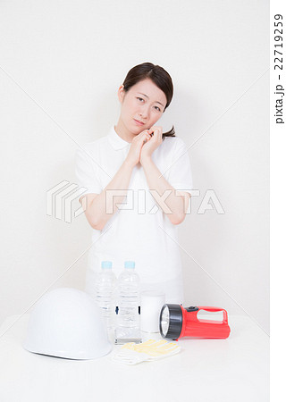 防災グッズ　女性 22719259