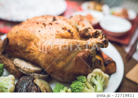 まるごと 丸鶏 まるごと 丸鶏 22719811