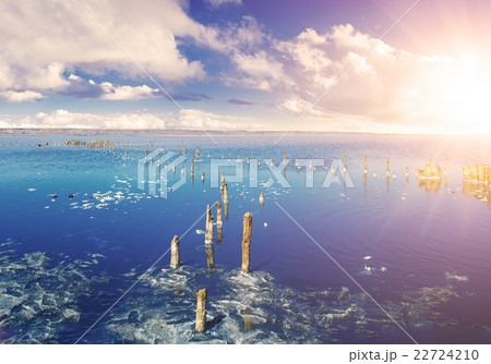 Beautiful salt lake Beautiful salt lake 22724210