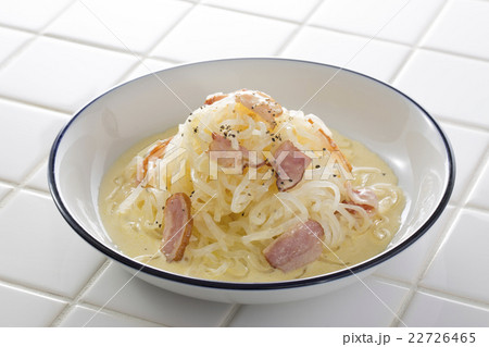 こんにゃくパスタ　カルボナーラ 22726465
