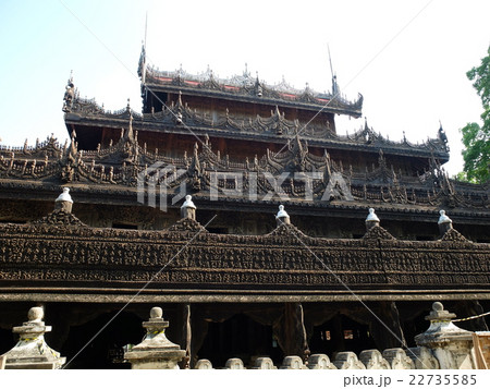 マンダレーのシュエナンドー僧院 22735585