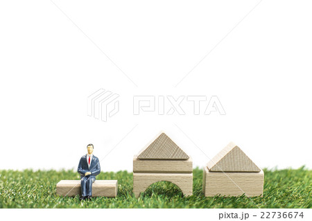 不動産イメージ・退職後の住替え 22736674