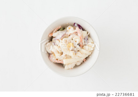 マカロニサラダ 白バック マカロニサラダ 白バック 22736681