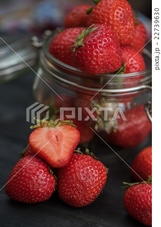 Fresh ripe strawberry 22739630