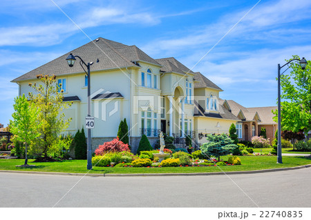 Luxury houses in North America Luxury houses in North America 22740835