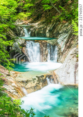 【山梨県】西沢渓谷・七ツ釜五段の滝 【山梨県】西沢渓谷・七ツ釜五段の滝 22740937