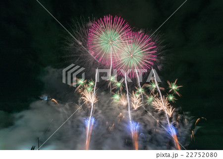 大曲花火大会 22752080