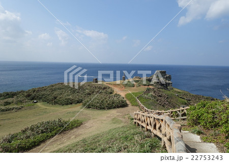 石垣島北西部、御神崎灯台からの景色。沖縄県石垣市。2016年2月11日 石垣島北西部、御神崎灯台からの景色。沖縄県石垣市。2016年2月11日 22753243