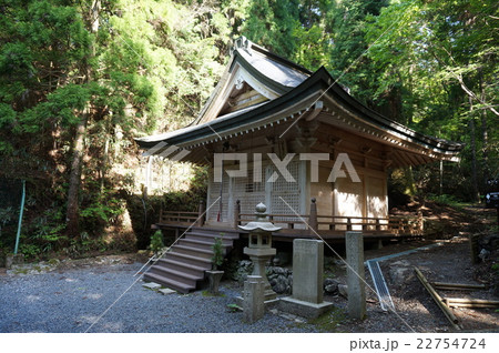 【世界遺産 紀伊山地の霊場と参詣道】高野山 初夏の不動坂清不動堂 和歌山県伊都郡高野町 【世界遺産 紀伊山地の霊場と参詣道】高野山 初夏の不動坂清不動堂 和歌山県伊都郡高野町 22754724