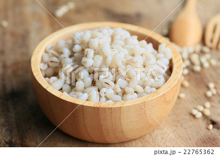 Barley cooked 22765362