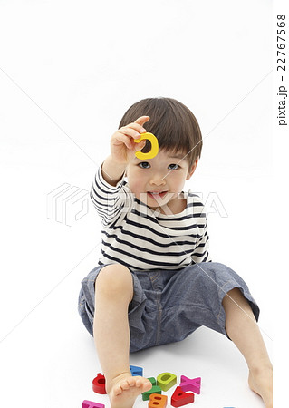 幼児教育英語　縦位置 22767568