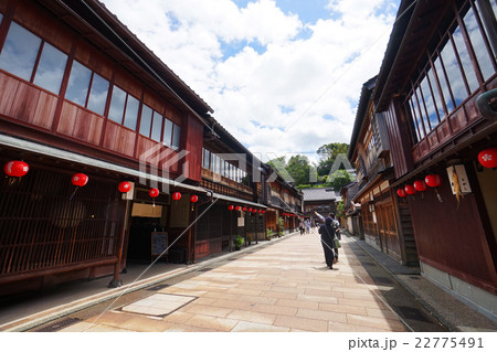 昼間の東茶屋街【金沢】 22775491