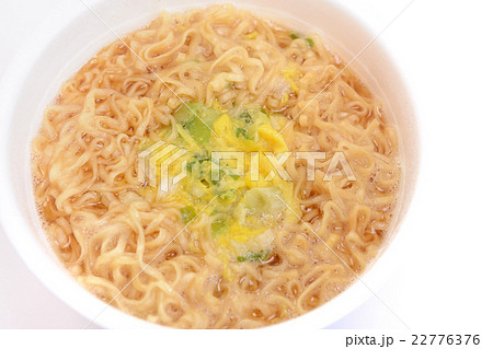 おいしいカップラーメン 22776376