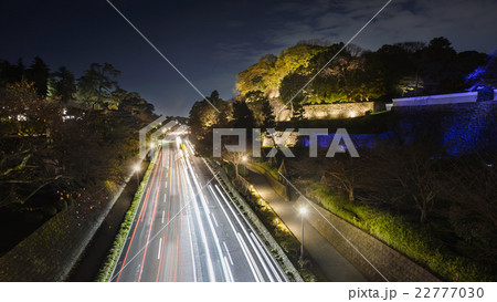 秋の金沢城下の夜景 22777030