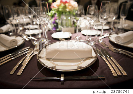 披露宴のテーブル 22786745