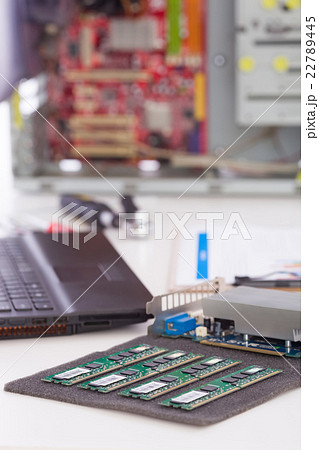 パソコントラブル修理 パソコントラブル修理 22789445