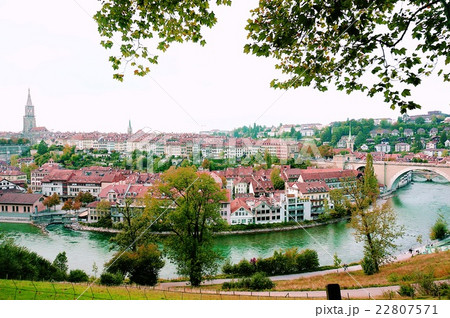 スイスの伝統的な町 22807571