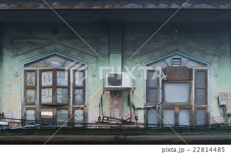 Window at ancient building 22814485