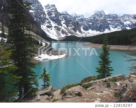 モレーン湖 Moraine Lake モレーン湖 Moraine Lake 22819297
