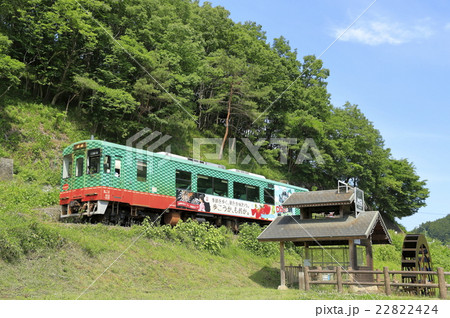 新緑の真岡鉄道 新緑の真岡鉄道 22822424