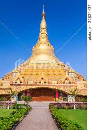 Global Vipassana Pagoda 22824457