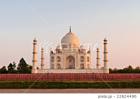 Taj Mahal, Agra 22824490