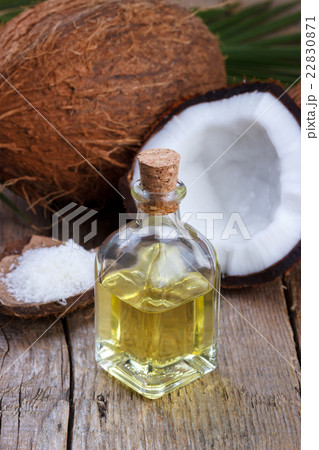 Coconut oil and shells 22830871