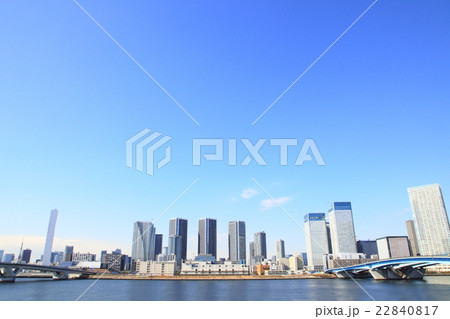 湾岸エリアの高層ビル群 22840817