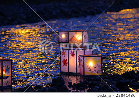 金沢 浅野川、灯籠流し 22841436