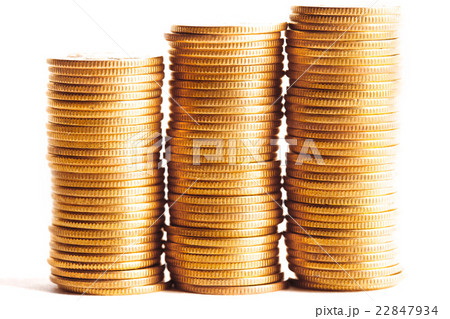 Savings, increasing columns of gold coins 22847934