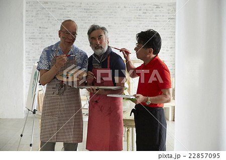 シニア　絵画教室 22857095